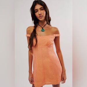 Free People Berry Kiss Peach Off the Shoulder Mini Dress Size Medium Smock Back
